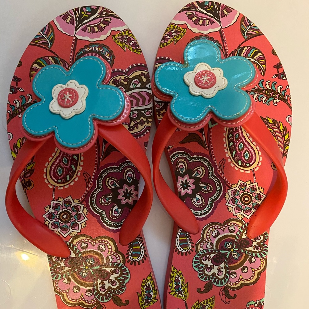 vera bradley flip-flops